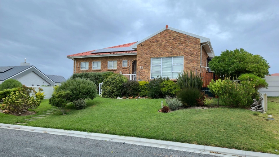 4 Bedroom Property for Sale in Kleinbaai Western Cape